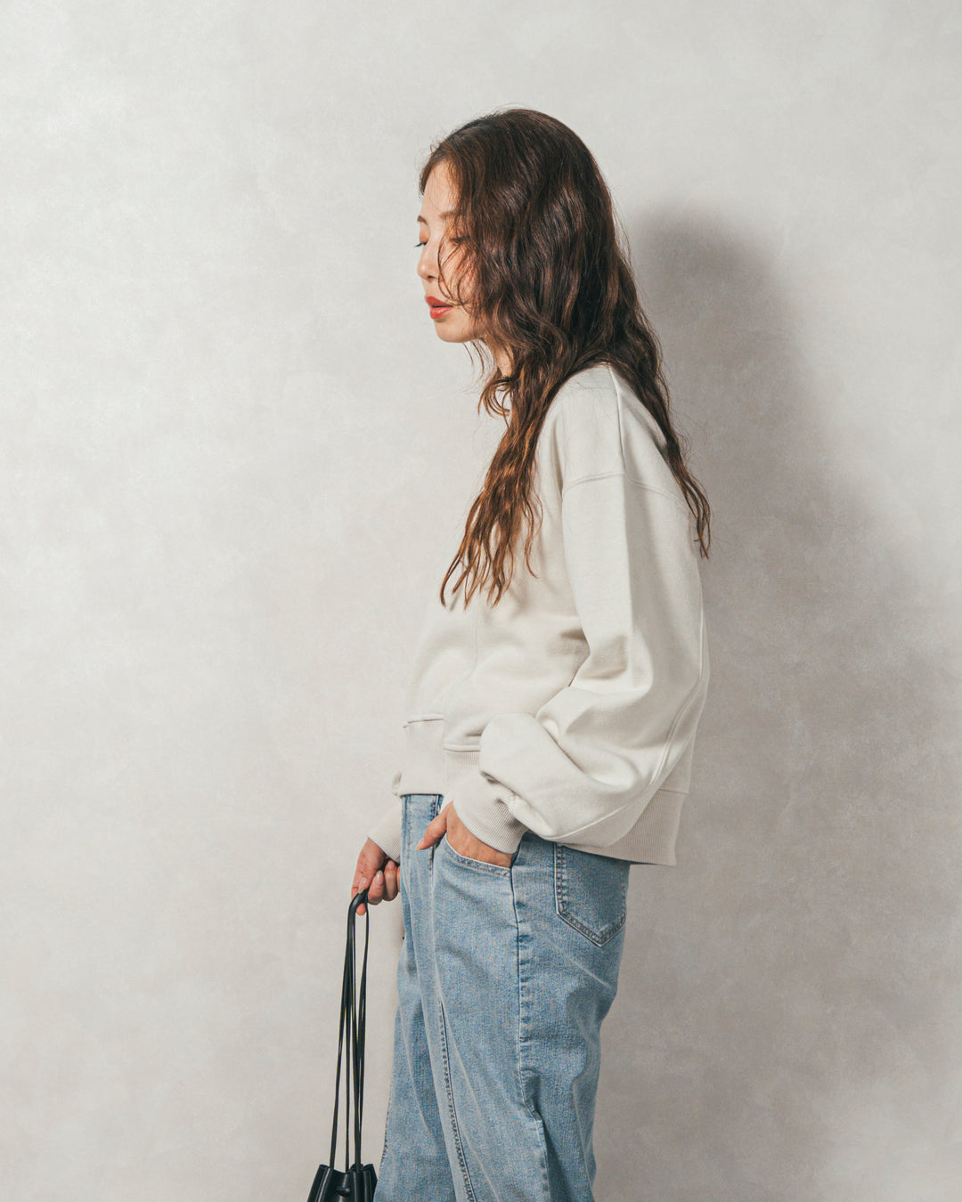 ラメ裏毛ボリュームスリーブトレーナー（OFF）