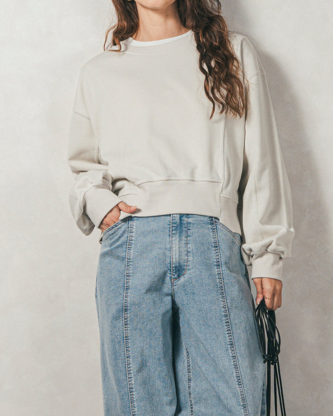 ラメ裏毛ボリュームスリーブトレーナー（OFF）