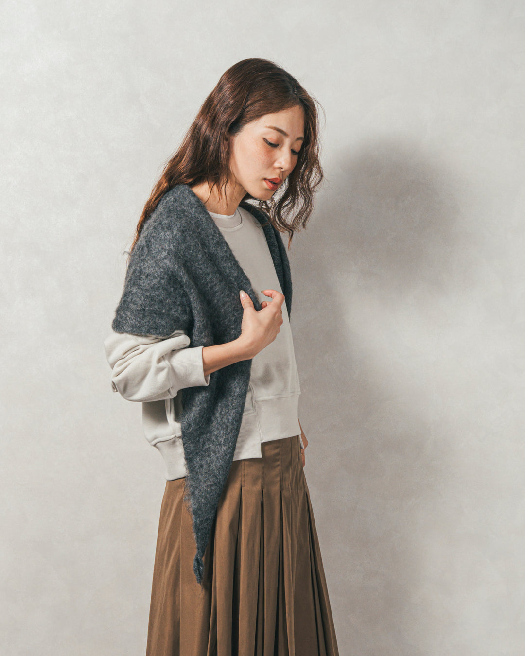 ラメ裏毛ボリュームスリーブトレーナー（OFF）