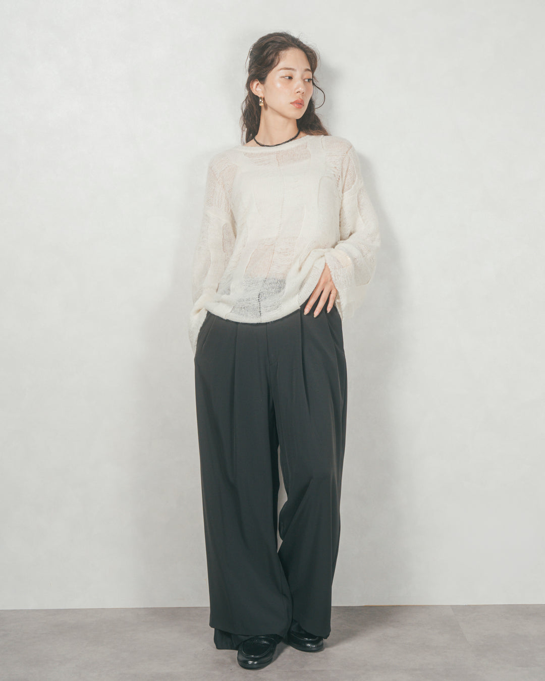 ［SET］コージーオーバーサイズニット+裾シアーワイドストレートパンツ（2SET）