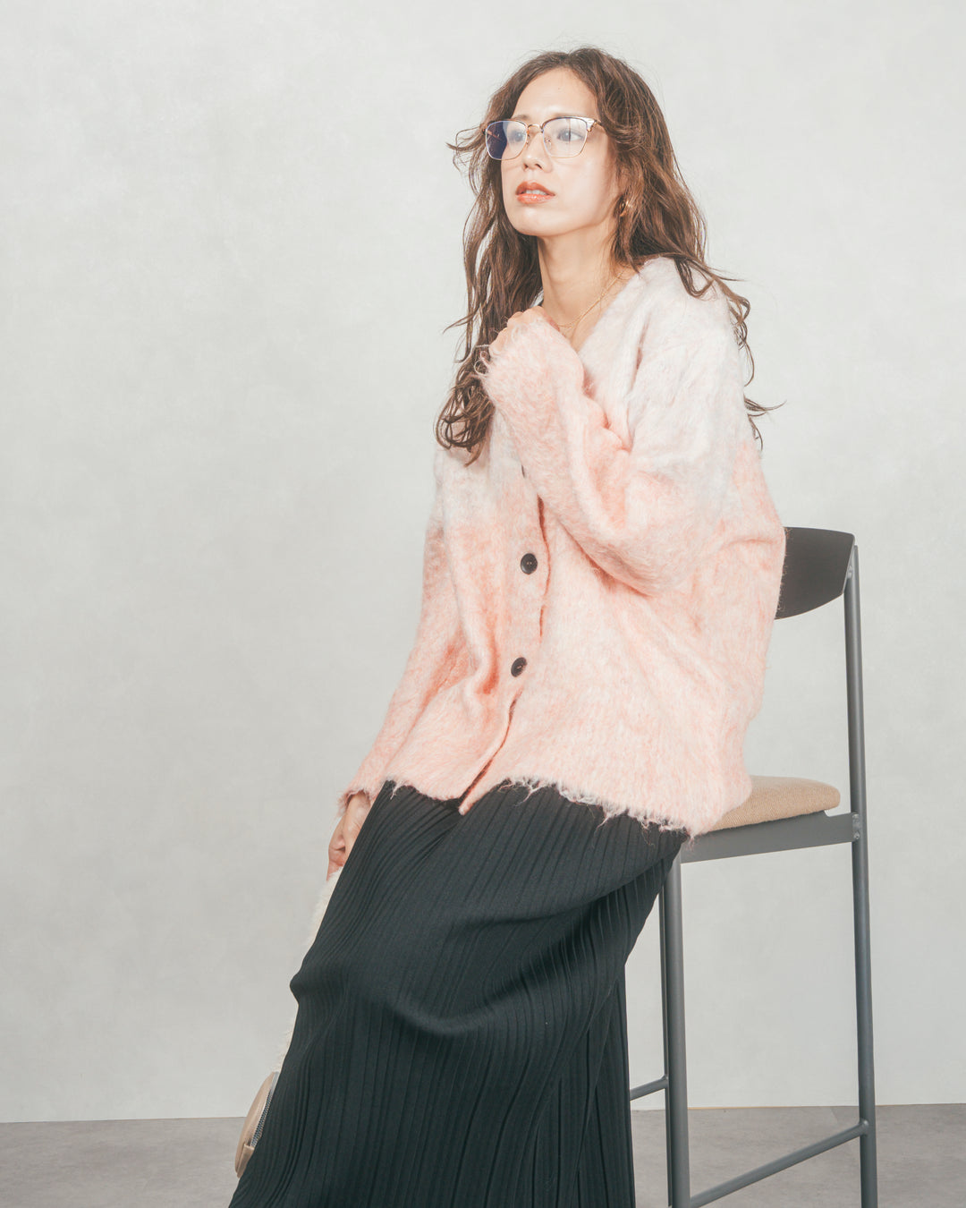 ［SET］Airyフェザー ニットカーディガン+プリーツNarrowロングスカート（2SET）