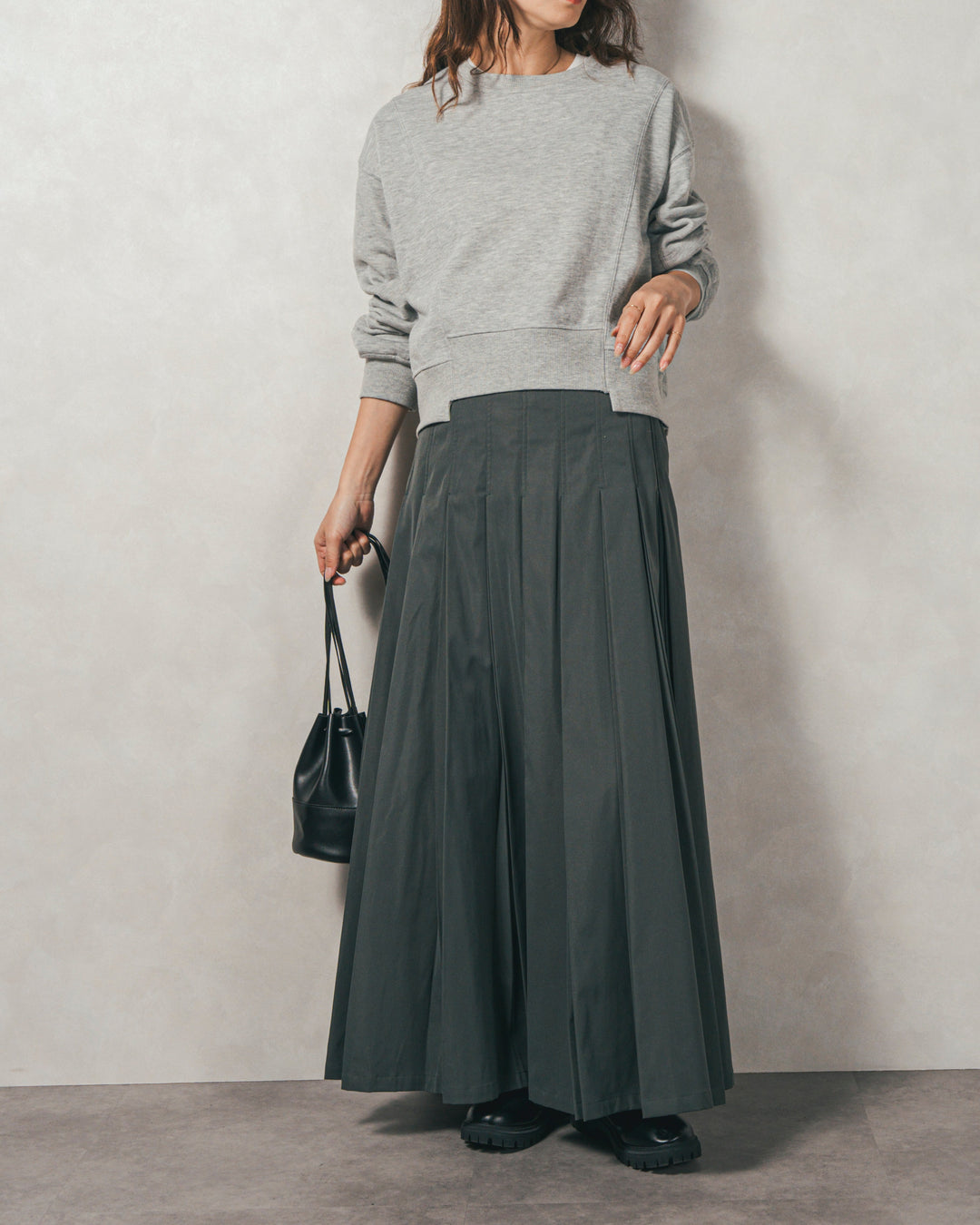 ラメ裏毛ボリュームスリーブトレーナー (GRAY)