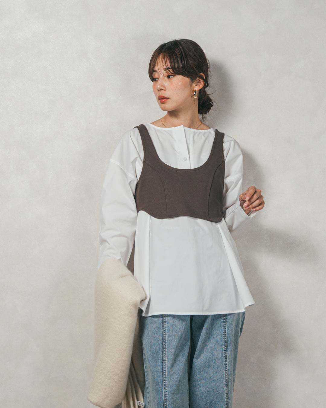 ［SET］カットビスチェxブラウス レイヤードSET+センターシーム リラックスカラーデニム（2SET）