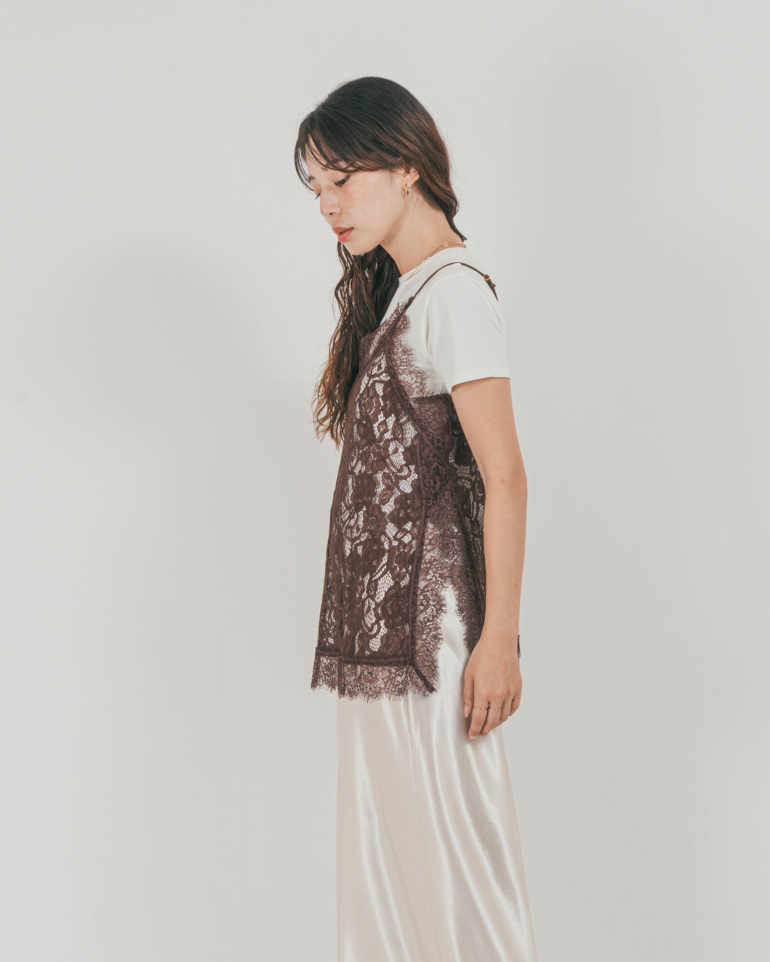 ［SET］ラッセルレース キャミ + 【接触冷感・UVカット・防臭】コンパクト半袖Tee + サテンNarrowスカート（3SET）