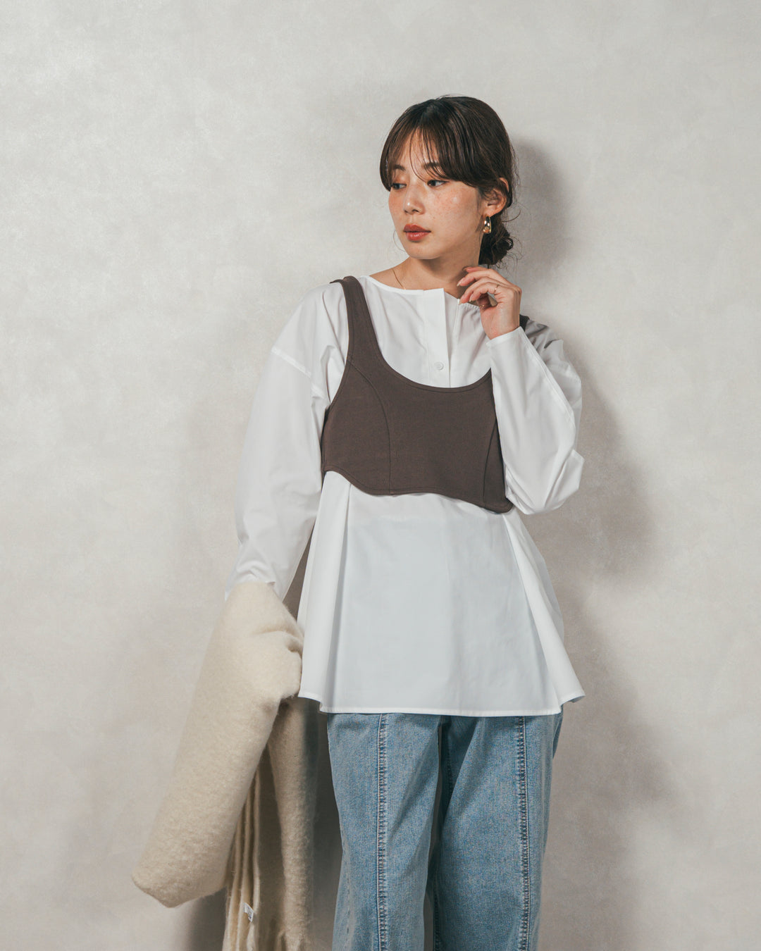 ［SET］カットビスチェxブラウス レイヤードSET+センターシーム リラックスカラーデニム（2SET）