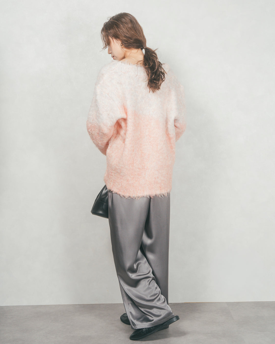 Airyフェザー ニットカーディガン (PINK×LIGHT PINK)