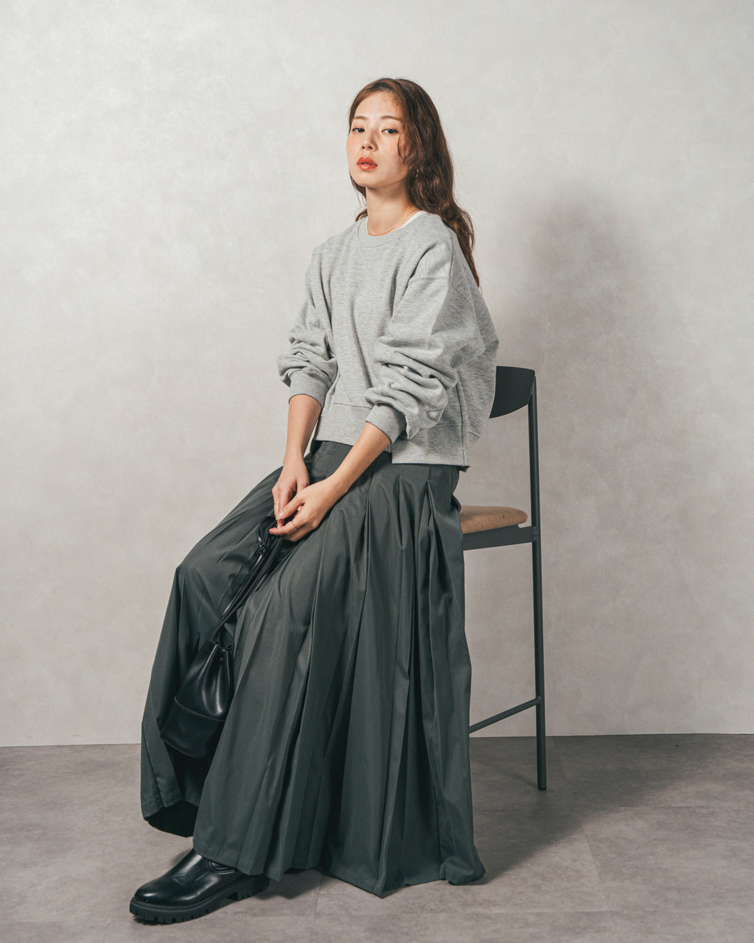 ラメ裏毛ボリュームスリーブトレーナー (GRAY)