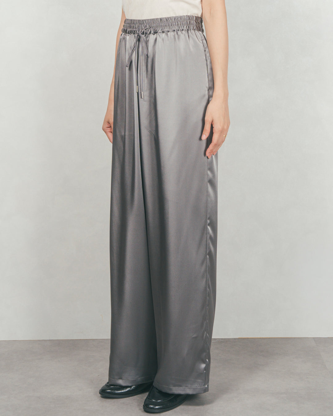 Relaxサテンパンツ (GREY)