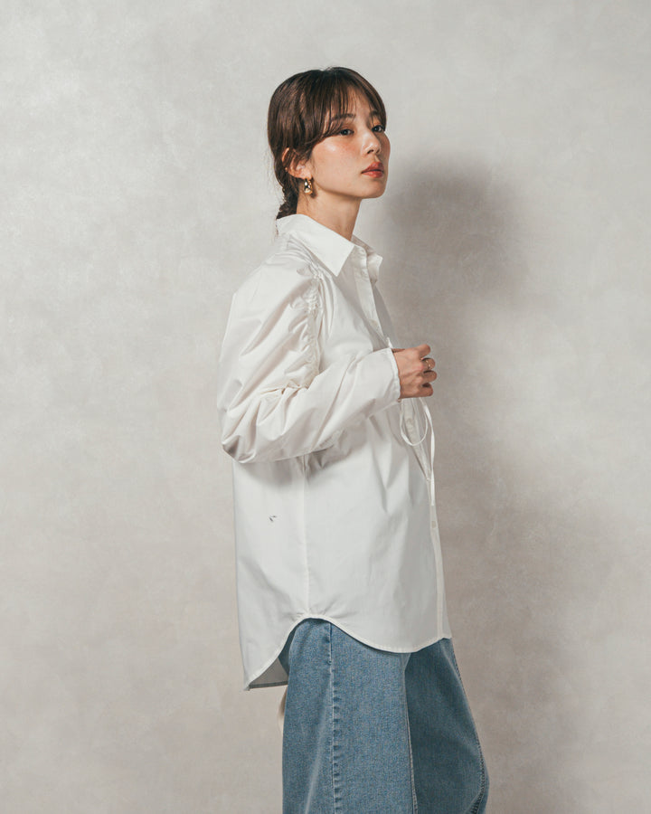 ［SET］ブロード袖ドロストデザインブラウス+2-Way Uネックメッシュニットベスト+センターシーム リラックスカラーデニム（3SET）