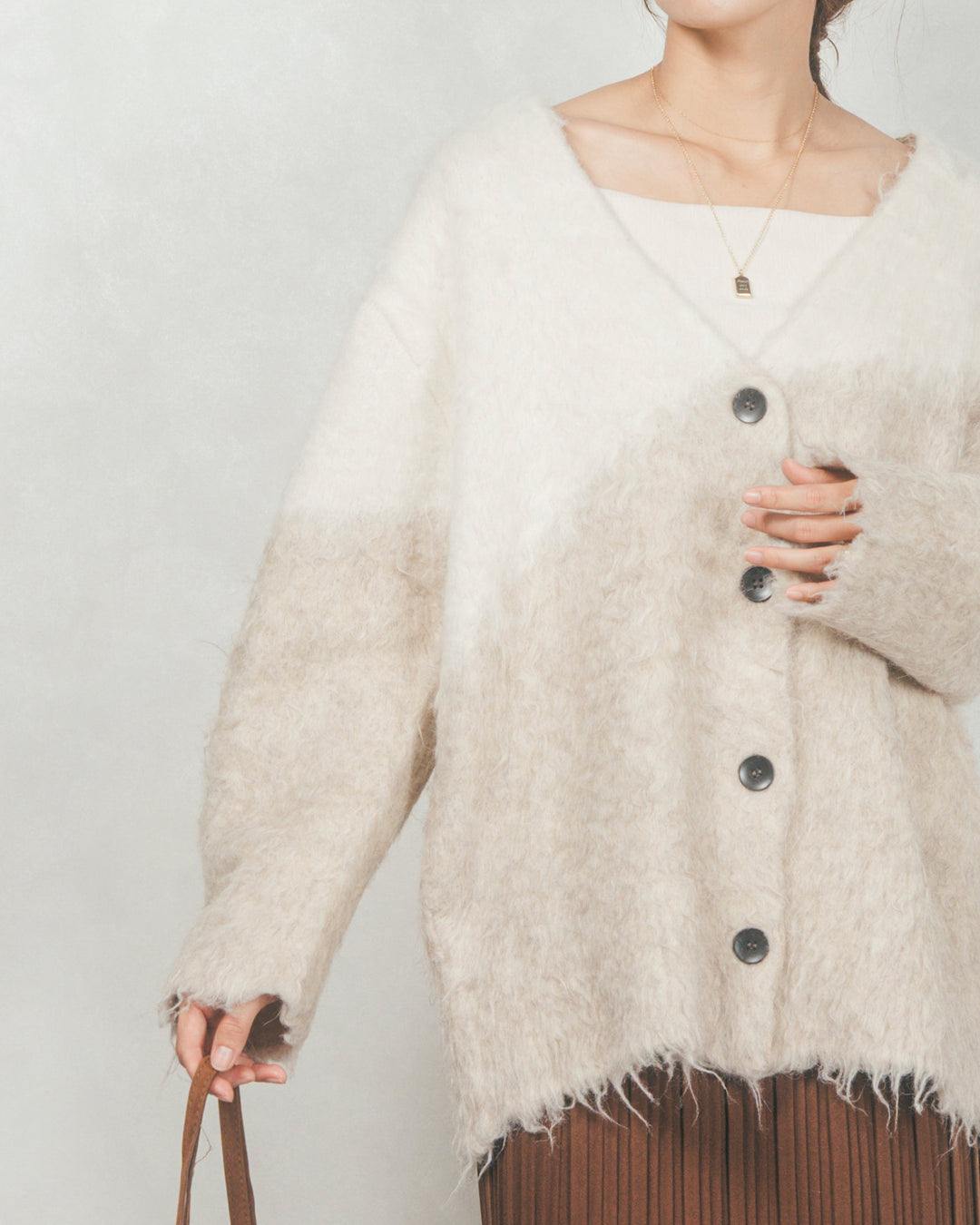 ［SET］Airyフェザー ニットカーディガン+Relaxサテンパンツ（2SET）