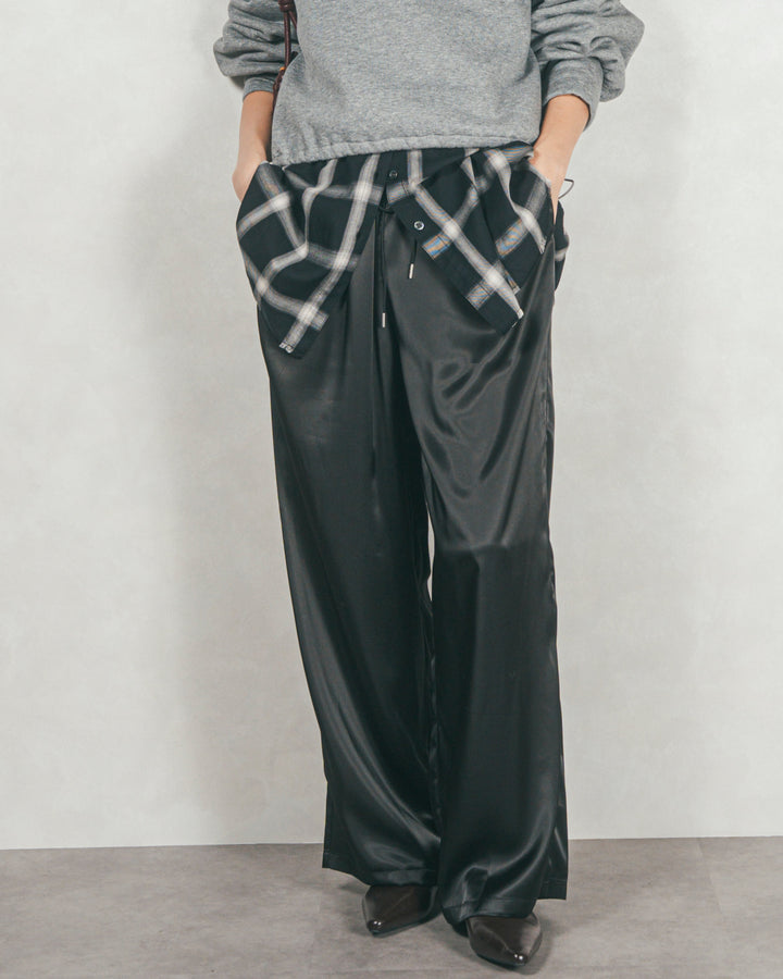 ［SET］裏起毛ハーフZipスウェット+Looseチェックシャツ+Relaxサテンパンツ