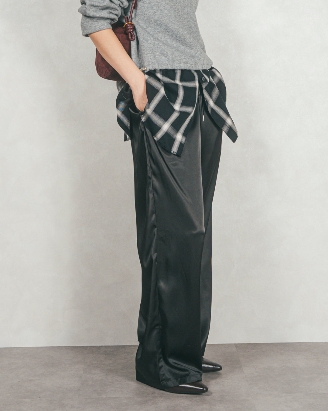 Relaxサテンパンツ (BLACK)