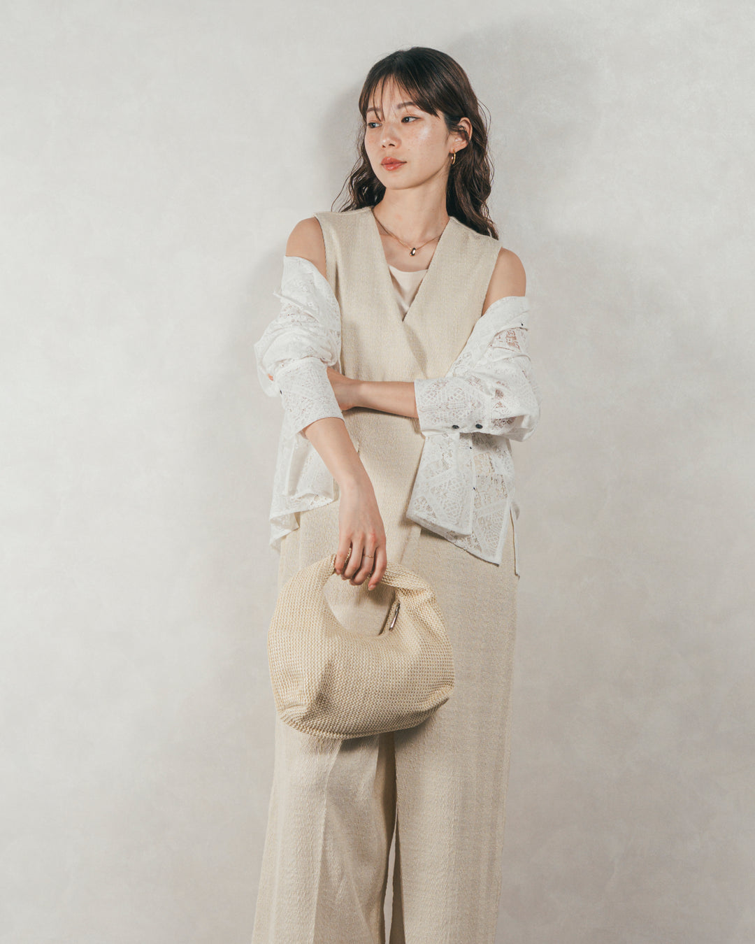 ［SET］デニムライク へリンボーンサロペット + Blockレース　フーディーブラウス（2SET）