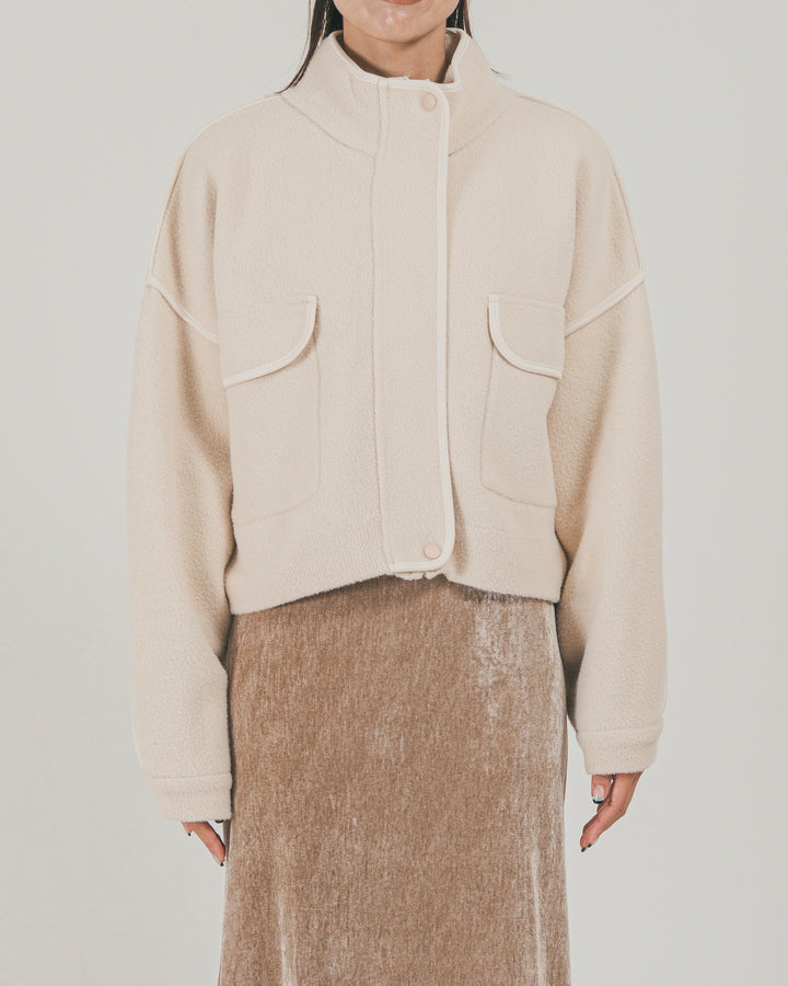 Softショートニットブルゾン