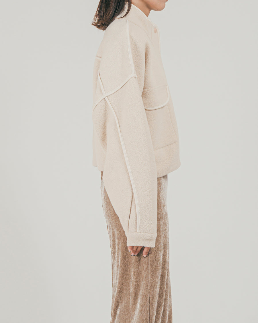 Softショートニットブルゾン
