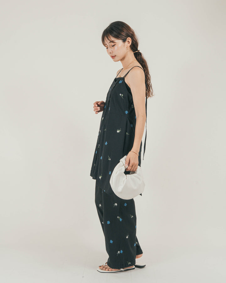 ［SET］Flower刺繍チュニックキャミ + Flower刺繍リラックスパンツ + カップ付きカットリブキャミ（3SET）