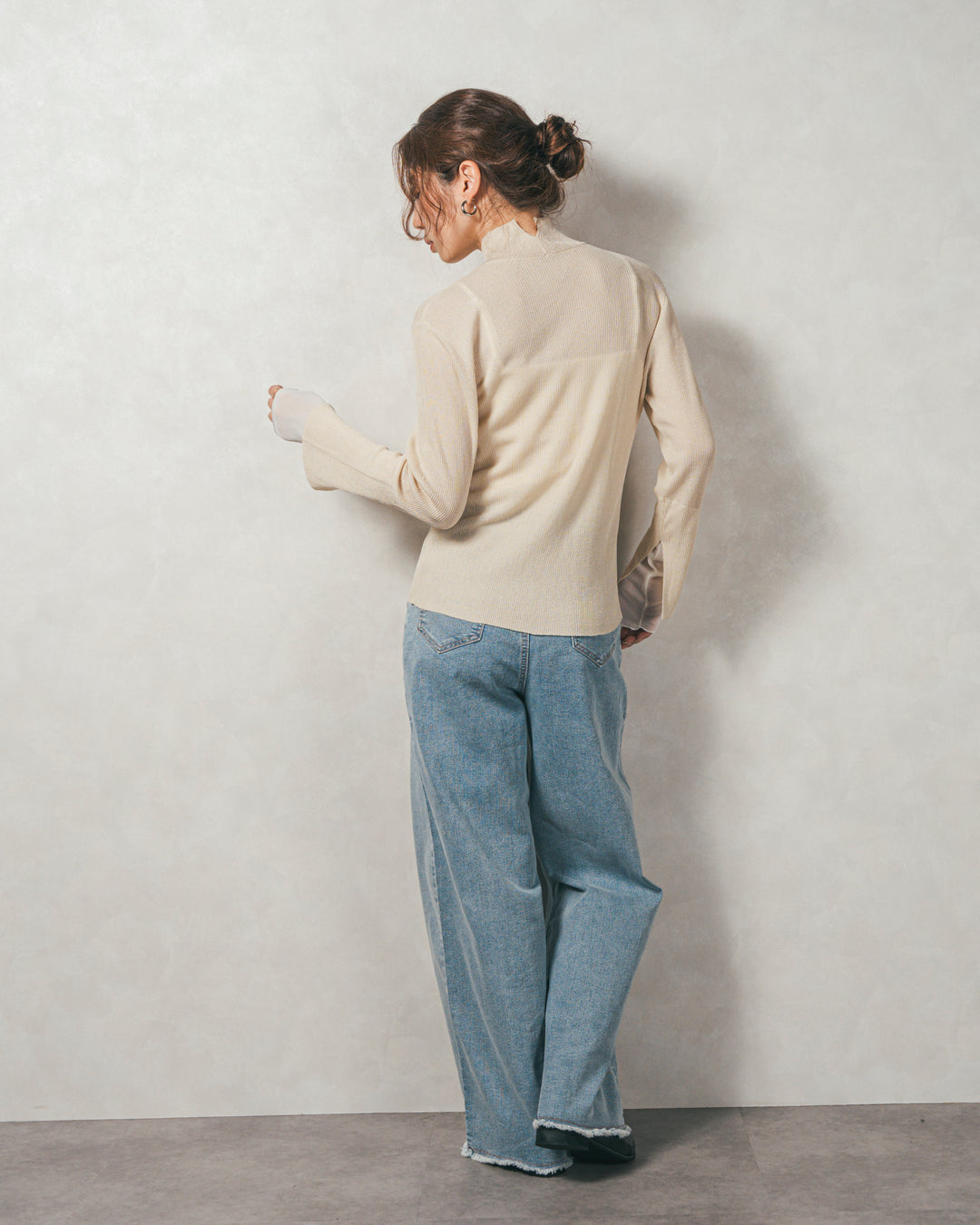 袖レイヤードラメリブタートルニット(IVORY)