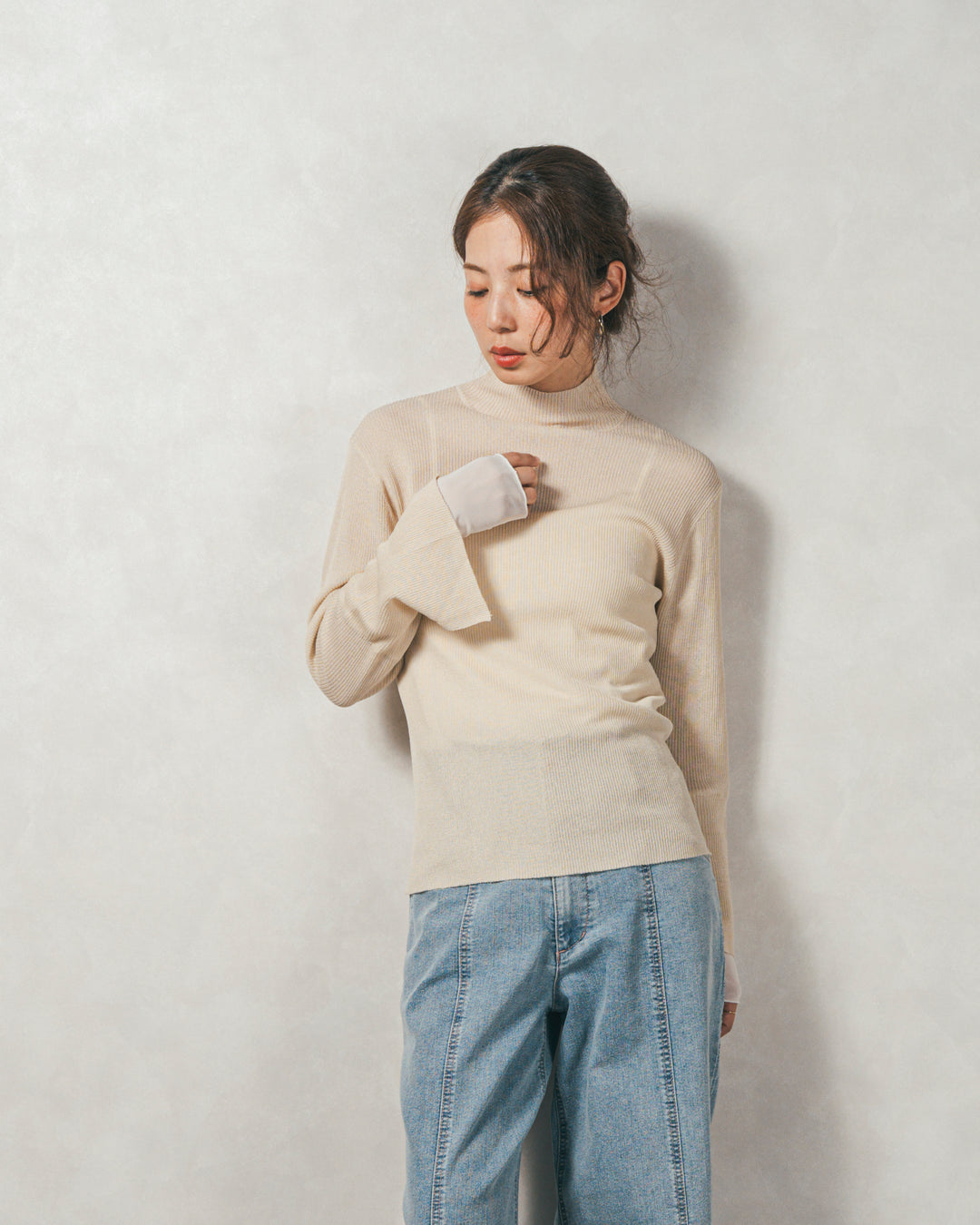 ［SET］袖レイヤードラメリブタートルニット+Tweedベロアサロペット（2SET）