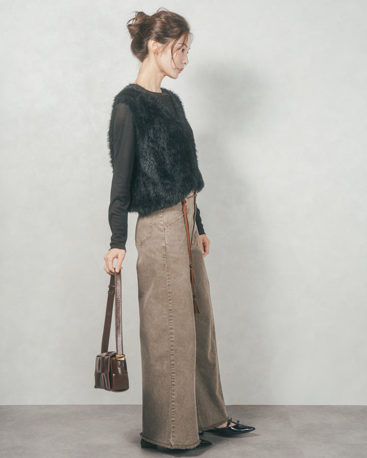 V-ネックフェザーニットベスト (BLACK)