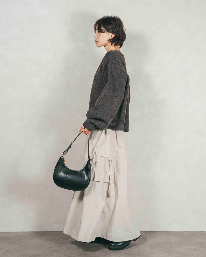 ［SET］メランジVネックニットレイヤードセット+ドローストリングナイロンカーゴスカート（2SET）