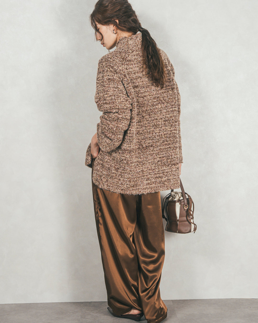 ブークレMix ハイネックニット (BEIGE)