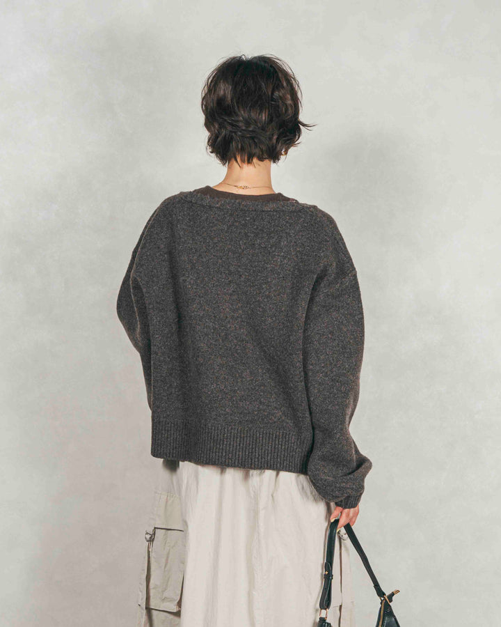 ［SET］メランジVネックニットレイヤードセット+ドローストリングナイロンカーゴスカート（2SET）