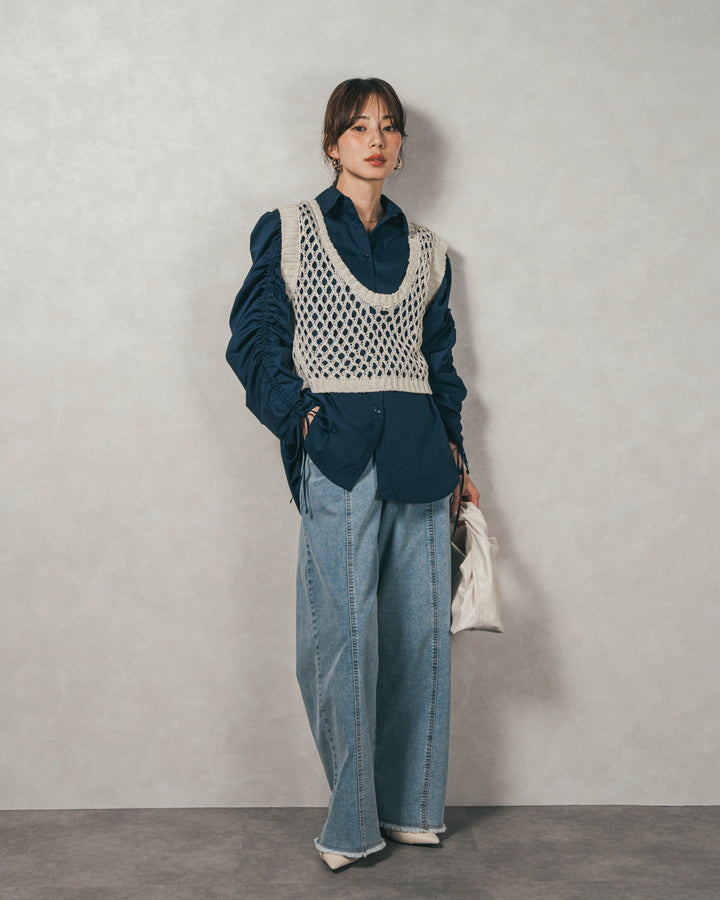 ［SET］ブロード袖ドロストデザインブラウス+2-Way Uネックメッシュニットベスト+センターシーム リラックスカラーデニム（3SET）