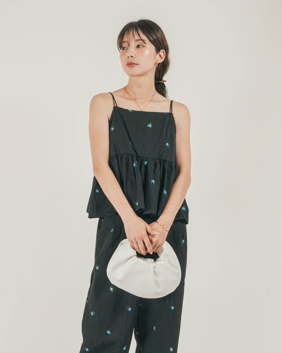［SET］Flower刺繍　ボリュームキャミ + Flower刺繍タックパンツ + 10oz ニュアンスバイカラーリラックスワイドデニム（3SET）