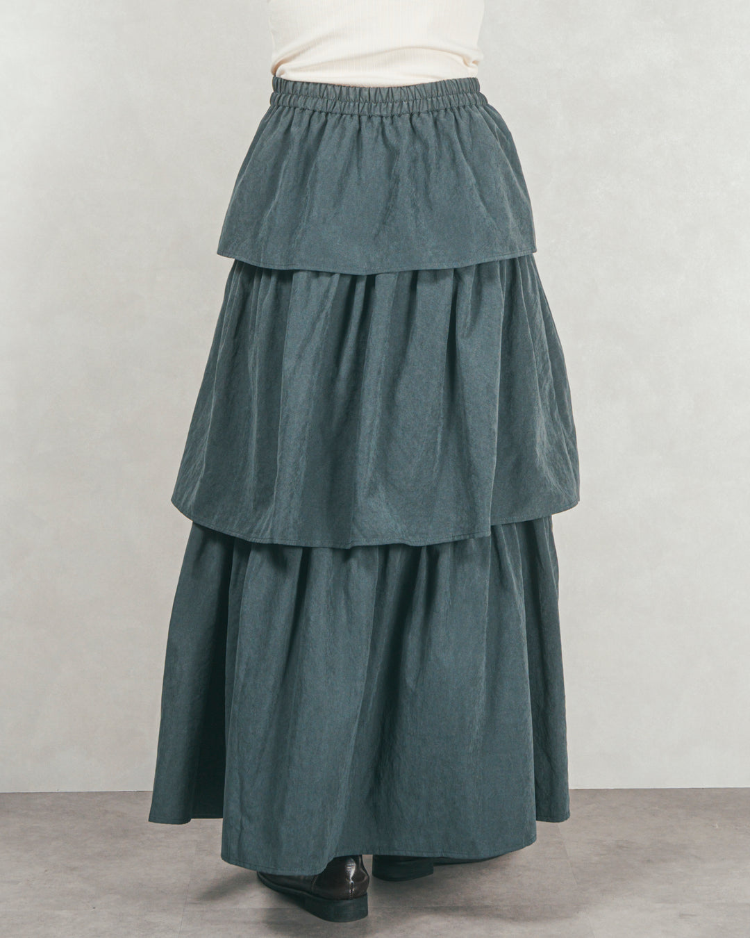 Flareティアードロングスカート (CHARCOAL GRAY)