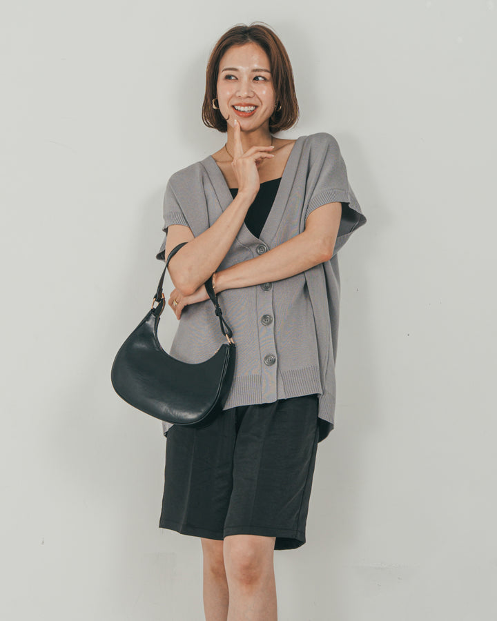 ［SET］VネックRelaxニットベスト + Vintageサテン　ハーフパンツ（2SET）