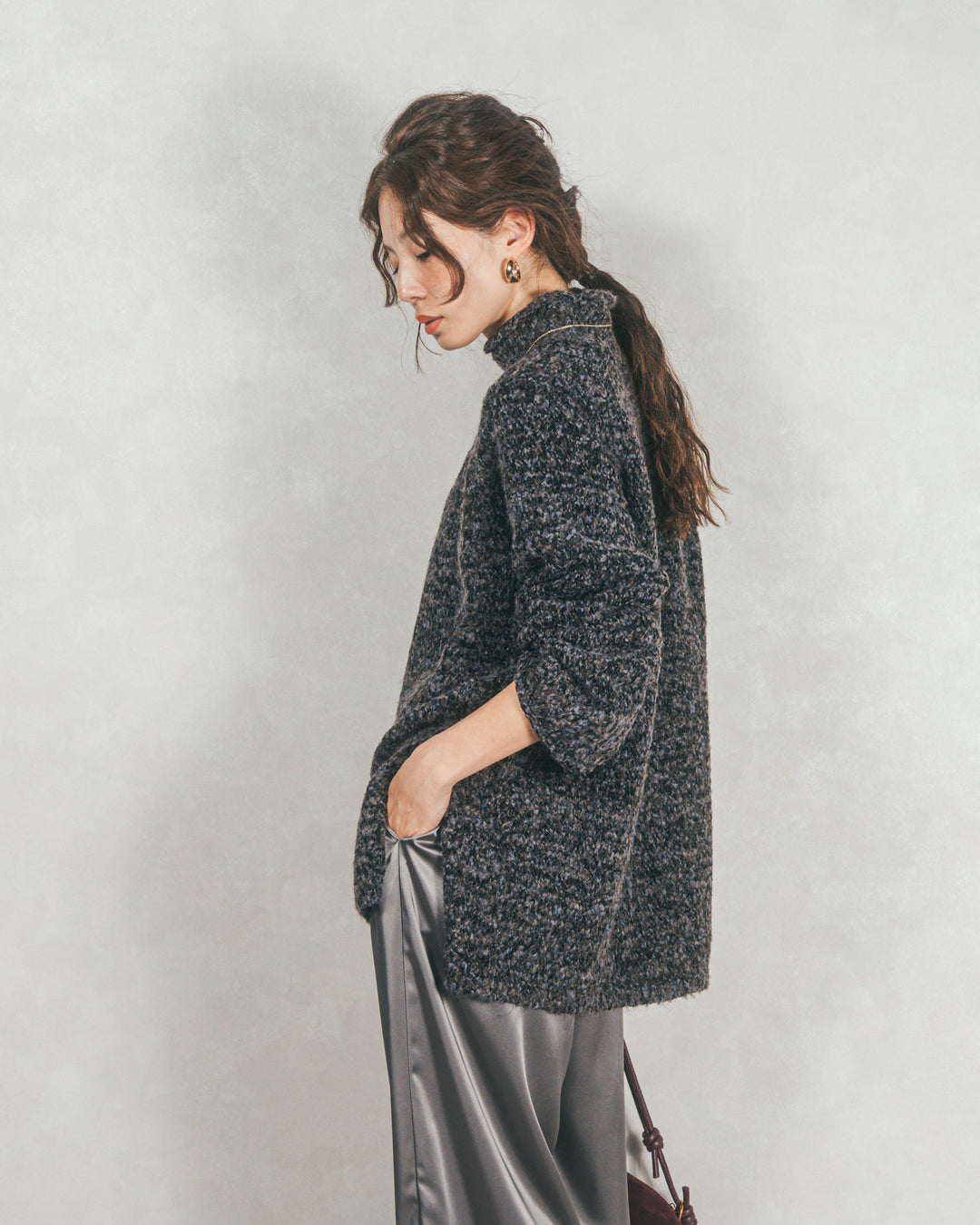 ブークレMix ハイネックニット (BLACK)