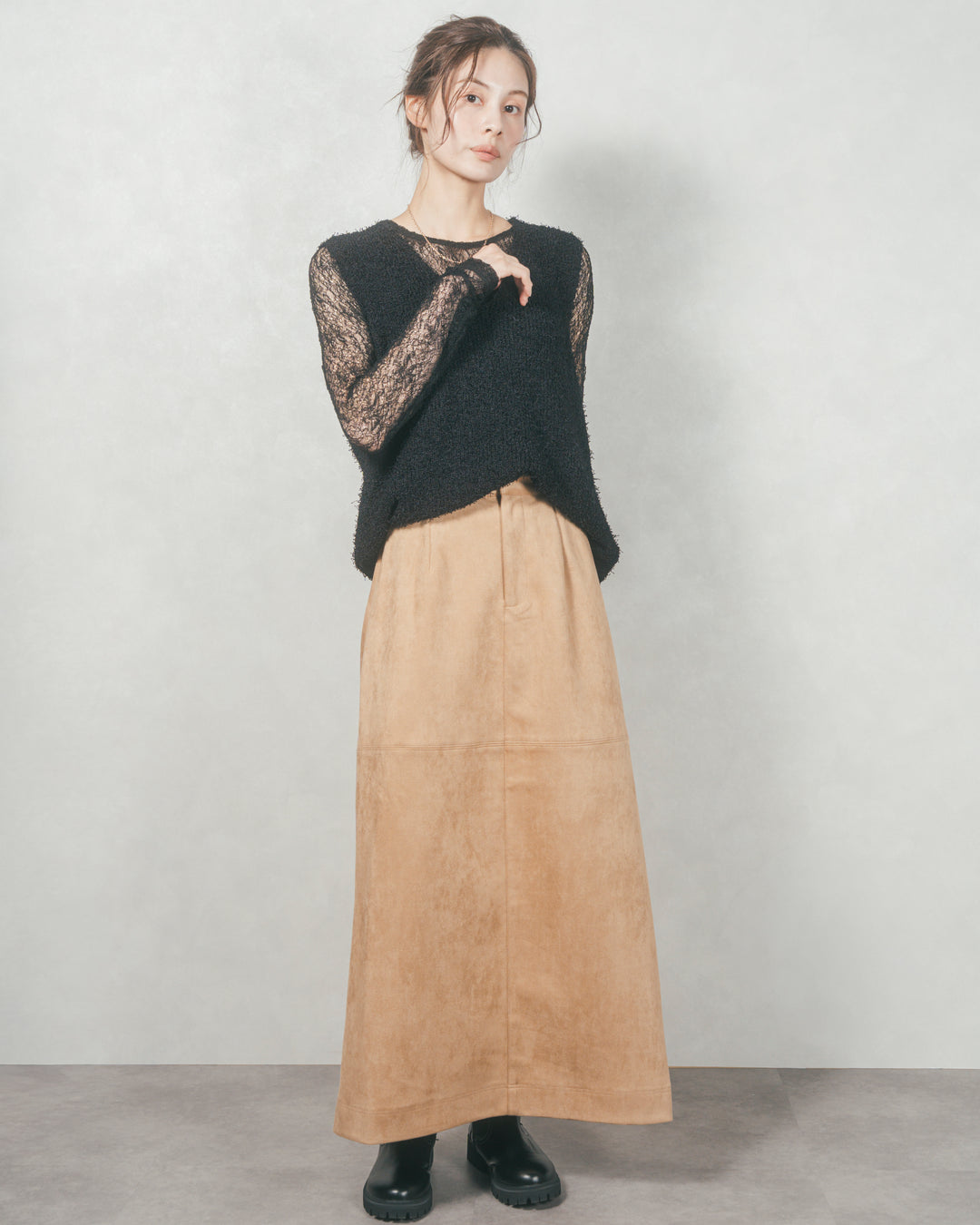 深Vネック ループヤーンニットベスト (BLACK)