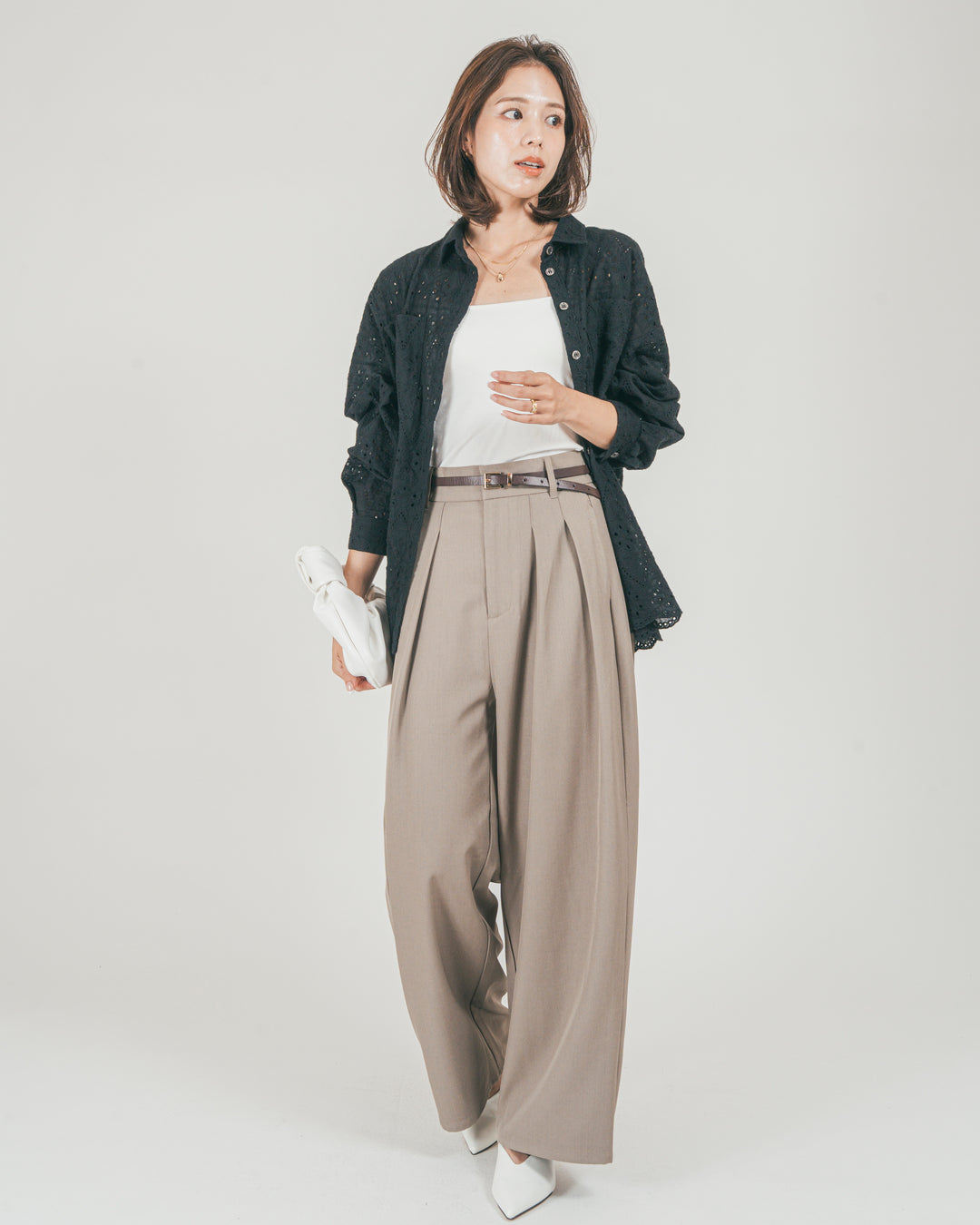 ［SET］コットンフラワーレースシャツ + ダブルタック ハイウエストワイドパンツ（2SET）