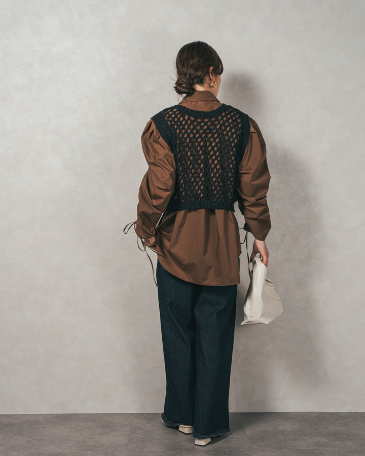 ［SET］ブロード袖ドロストデザインブラウス+2-Way Uネックメッシュニットベスト+センターシーム リラックスカラーデニム（3SET）