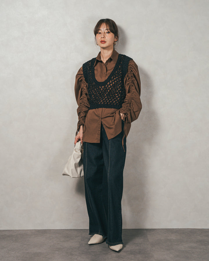 ［SET］ブロード袖ドロストデザインブラウス+2-Way Uネックメッシュニットベスト+センターシーム リラックスカラーデニム（3SET）