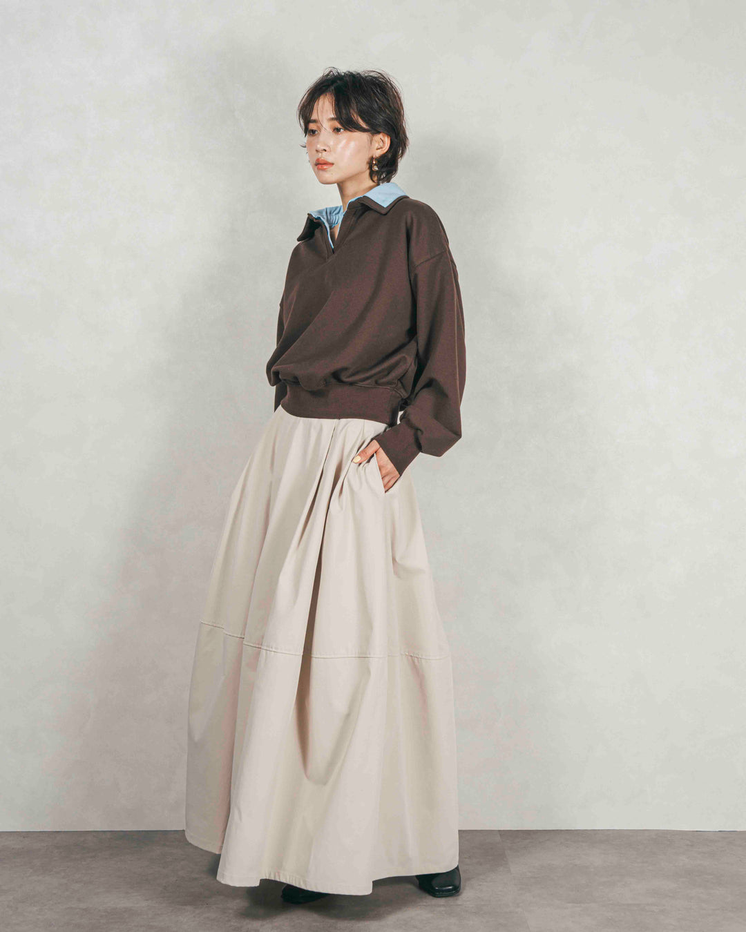 ［SET］シャツ Layered クロップドスウェット+コクーンシルエットロングスカート（2SET）