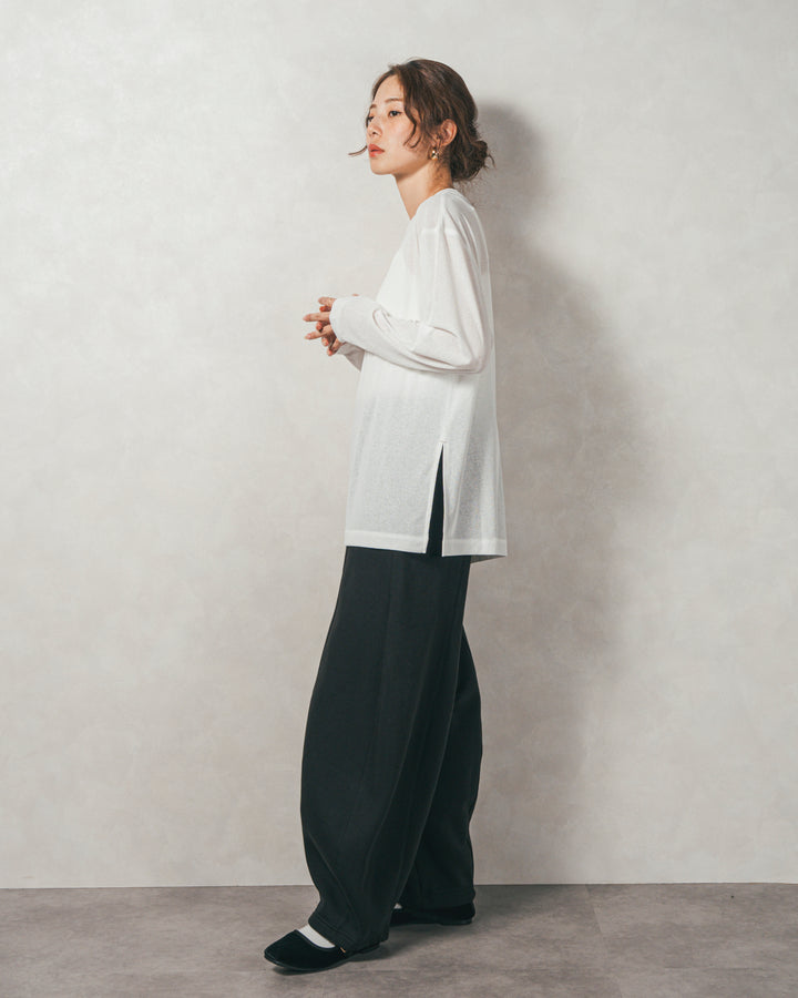 スラブシアークルーネックT(WHITE)