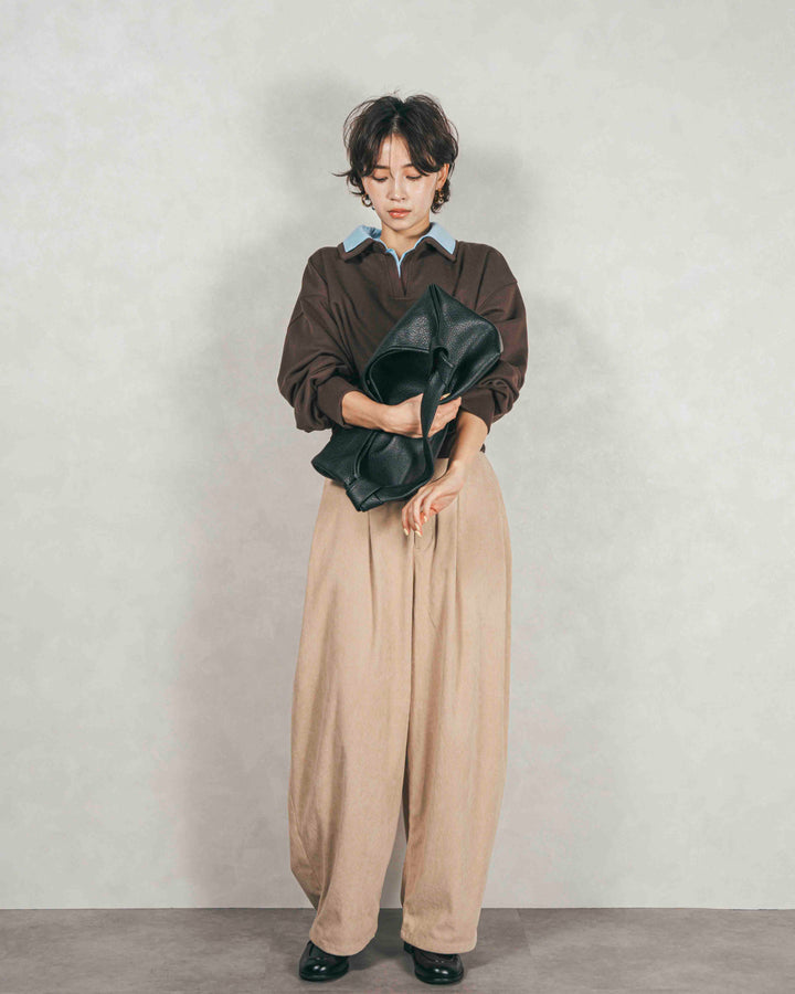 ［SET］シャツ Layered クロップドスウェット+サイドタックコクーンコーデュロイパンツ（2SET）