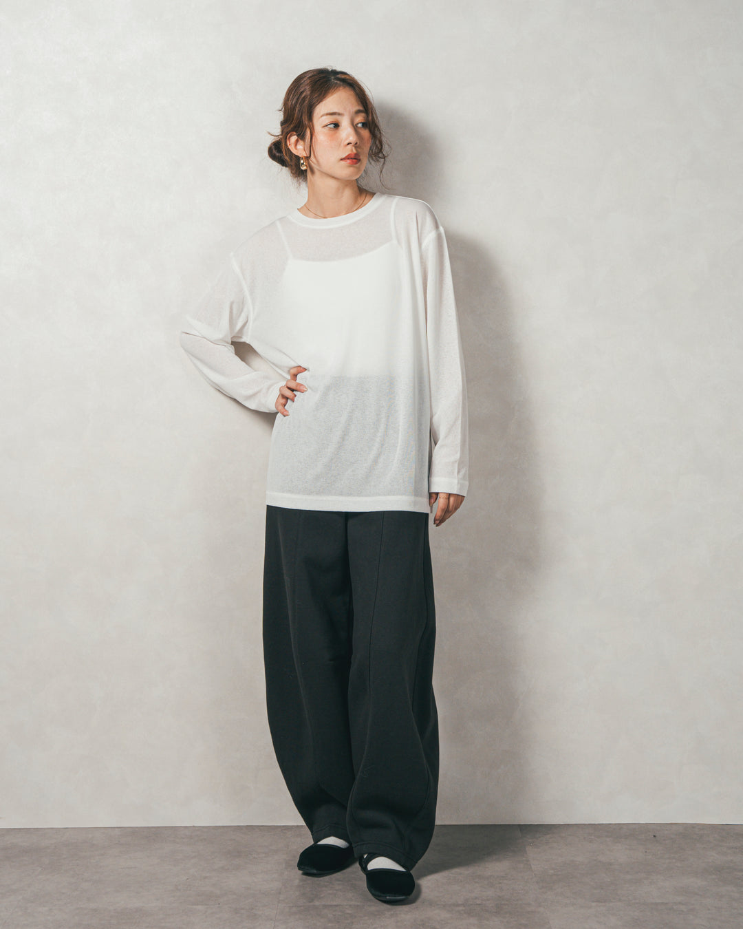 スラブシアークルーネックT(WHITE)