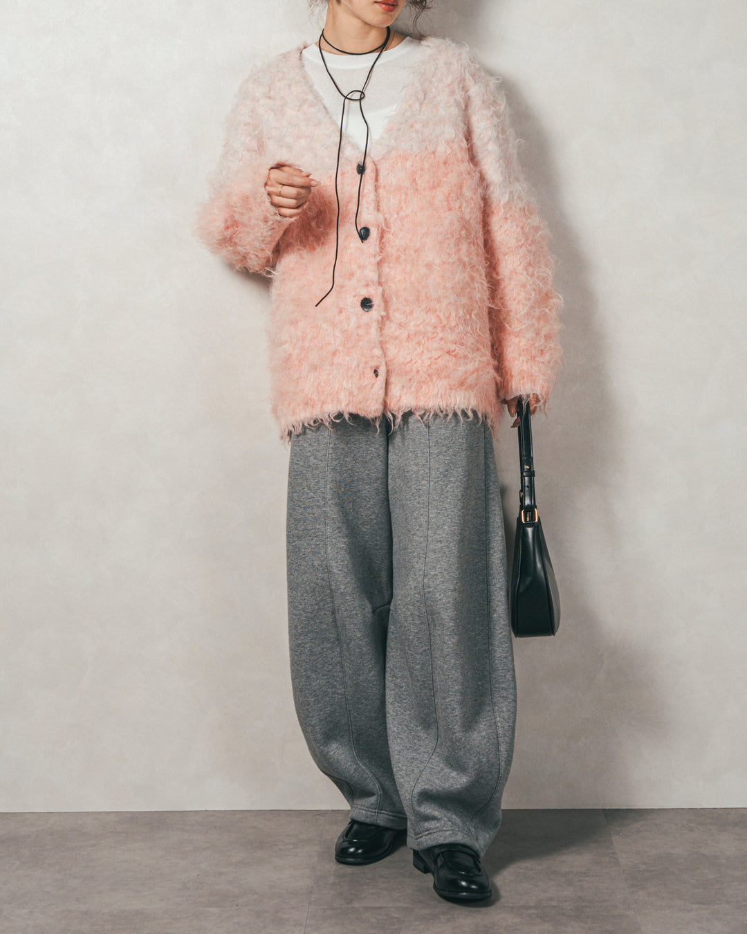 スラブシアークルーネックT(WHITE)