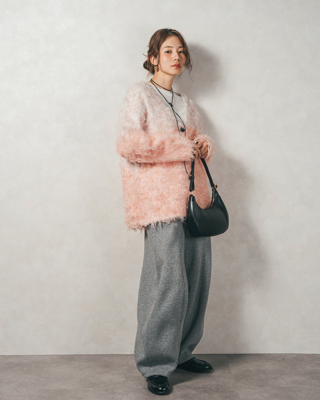 スラブシアークルーネックT(WHITE)