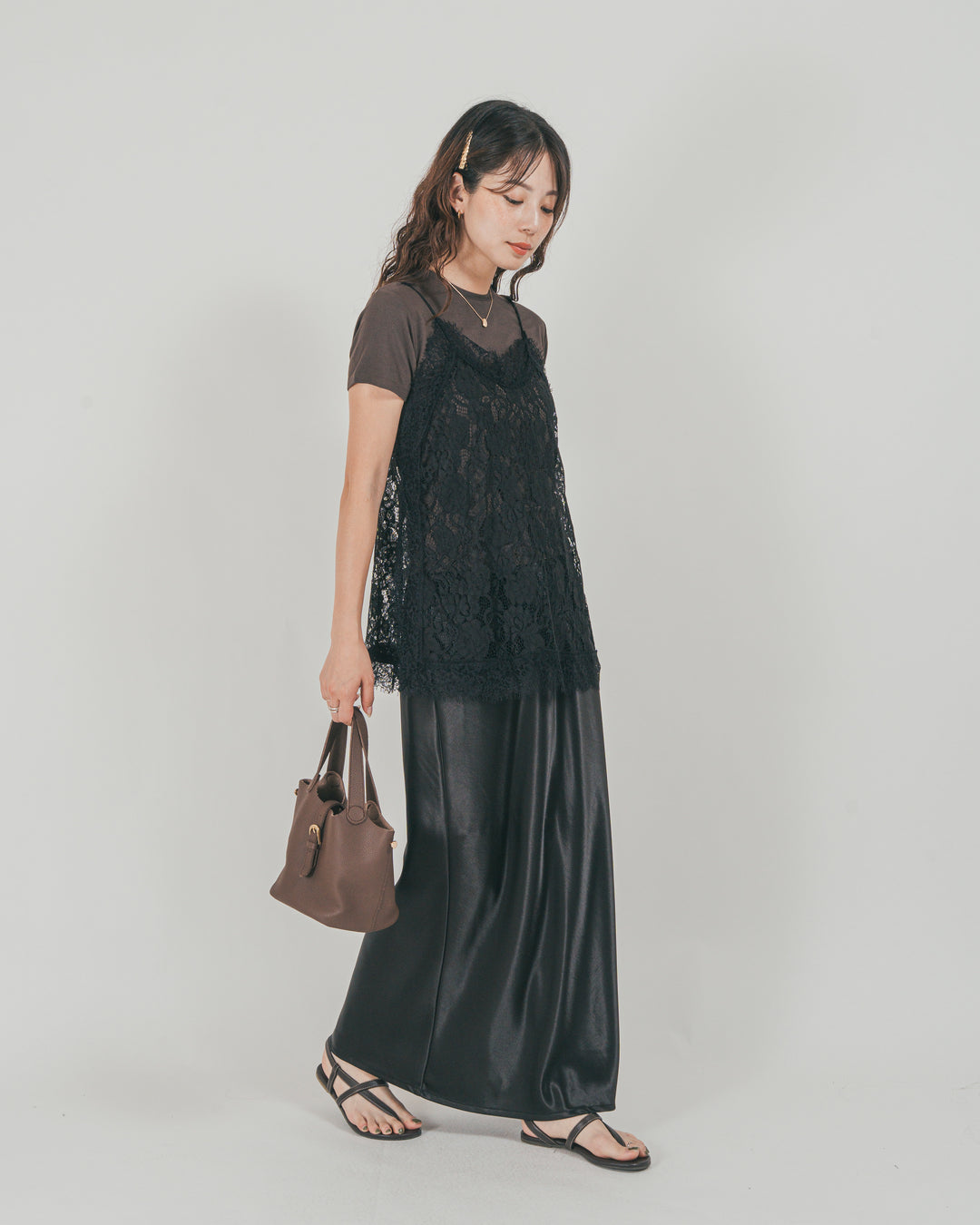 ［SET］ラッセルレース キャミ + 【接触冷感・UVカット・防臭】コンパクト半袖Tee + サテンNarrowスカート（3SET）