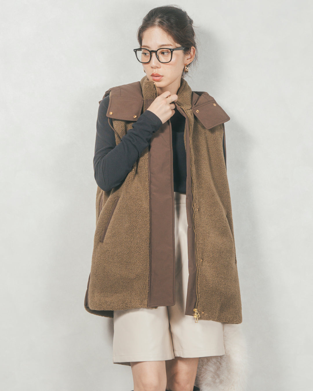 ［SET］ボアxナイロン フーディーベスト+レザーライクハーフパンツ（2SET）