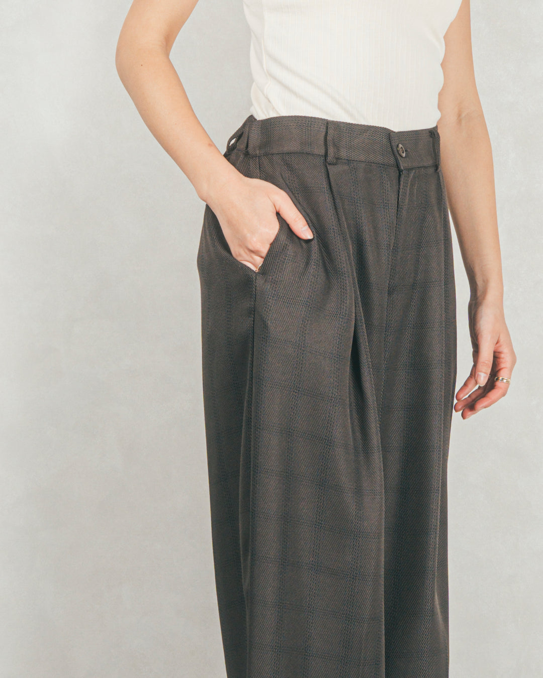 ［SET］Line Rib クルーネックニット+メランジチェックStraightパンツ（2SET）