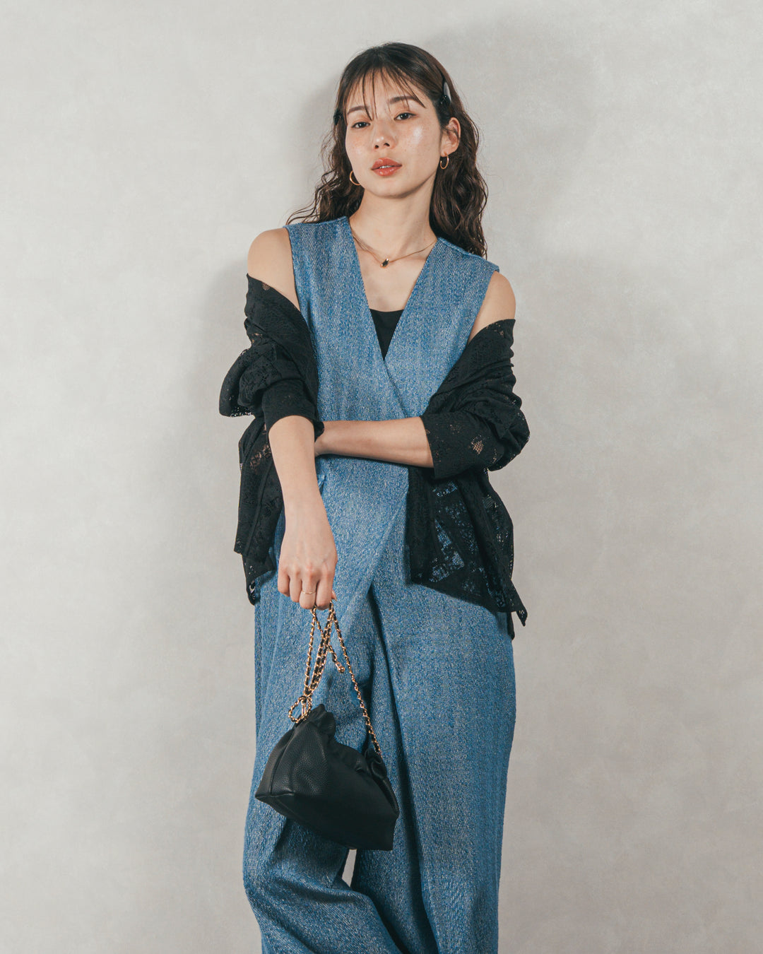 ［SET］デニムライク へリンボーンサロペット + Blockレース　フーディーブラウス（2SET）