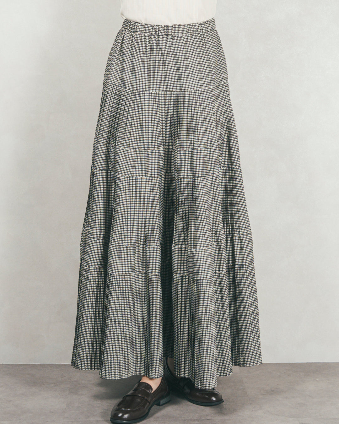 ［SET］Smoothニットソー Vネックプルオーバー+プリーツティアードLongスカート