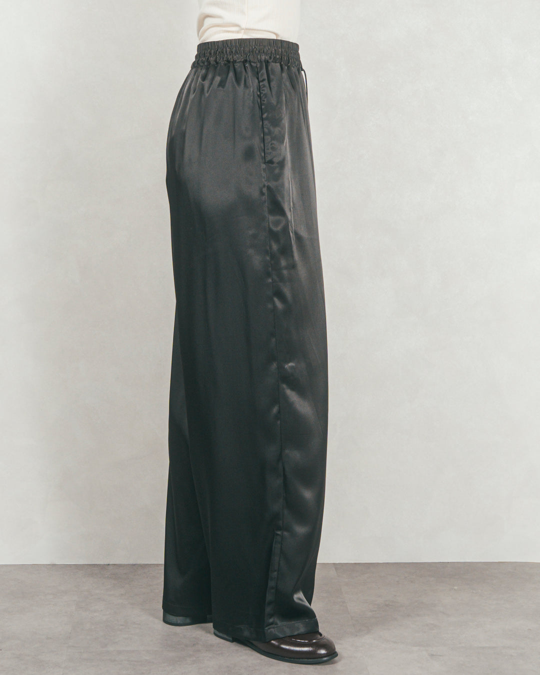 Relaxサテンパンツ (BLACK)