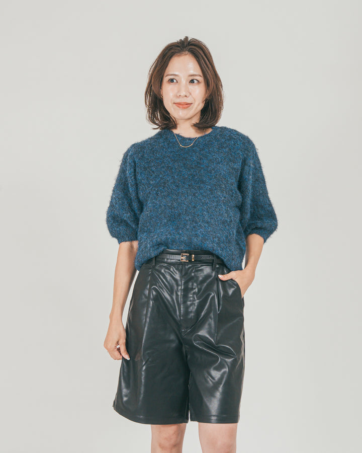 ［SET］フェザータッチハーフスリーブニット + レザーライクハーフパンツ（2SET）