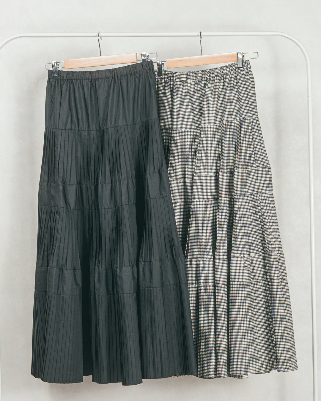 ［SET］ループ編みフリンジカーディガン+プリーツティアードLongスカート