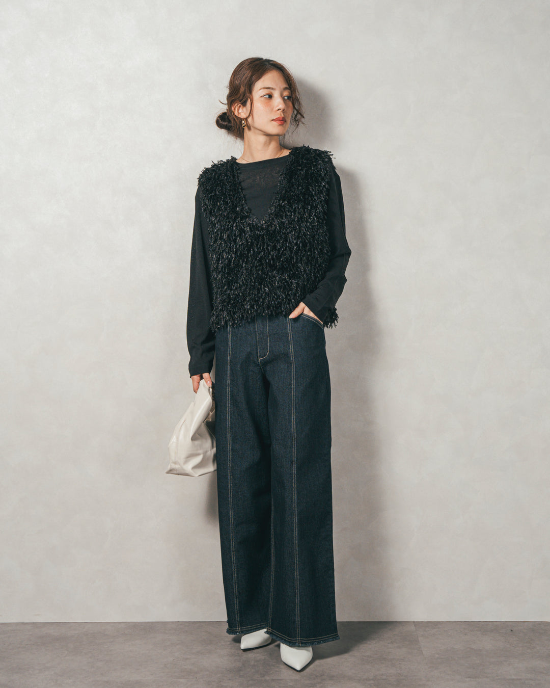 ［SET］2-Way フリンジベスト+スラブシアークルーネックT+センターシーム リラックスカラーデニム（3SET）